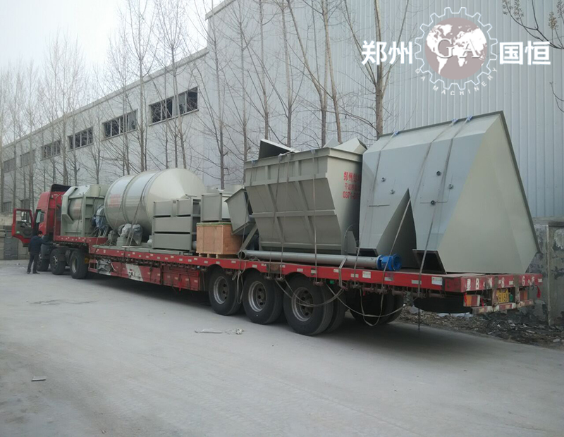 膩?zhàn)臃凵a(chǎn)線發(fā)貨現(xiàn)場